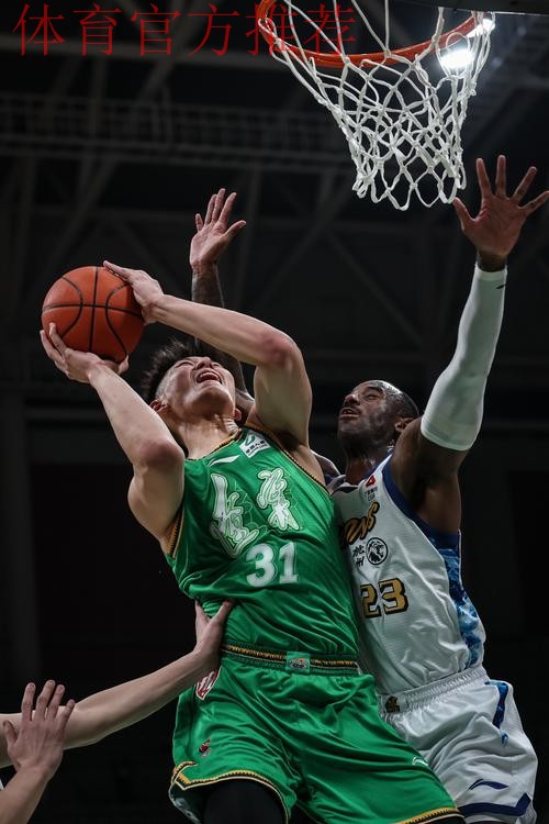 CBA常规赛:辽宁本钢队胜浙江方兴渡 CBA常规赛:辽宁本钢队胜浙江方兴渡